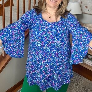 Dear Scarlett Brand New Bell Sleeve Women's Top in Royal